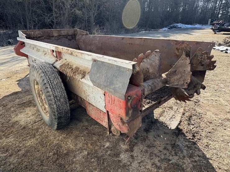 h&s-model-175-manure-spreader-image-6