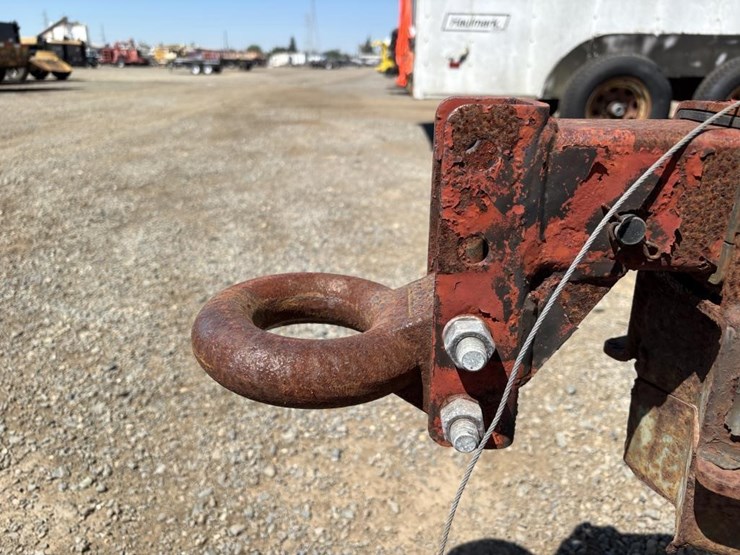 2007-haulmark-kd7x16wt3-enclosed-trailer-image-11