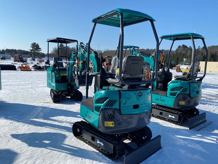 #5354-•-2026-unused-cfg-mini-excavator-image-7