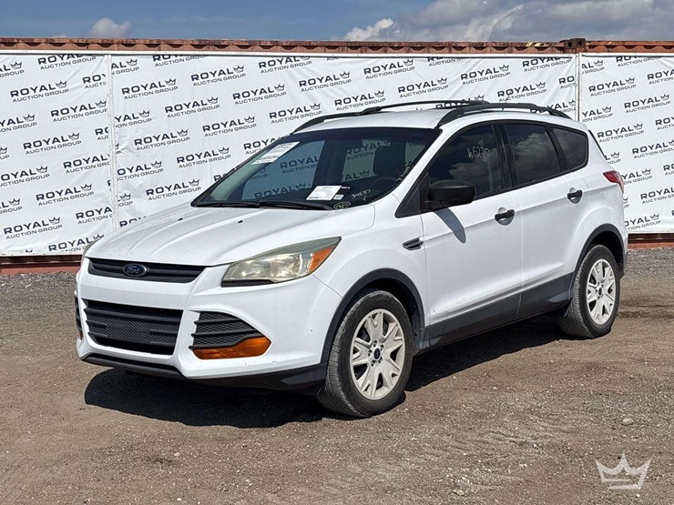 2015-ford-escape-image-1