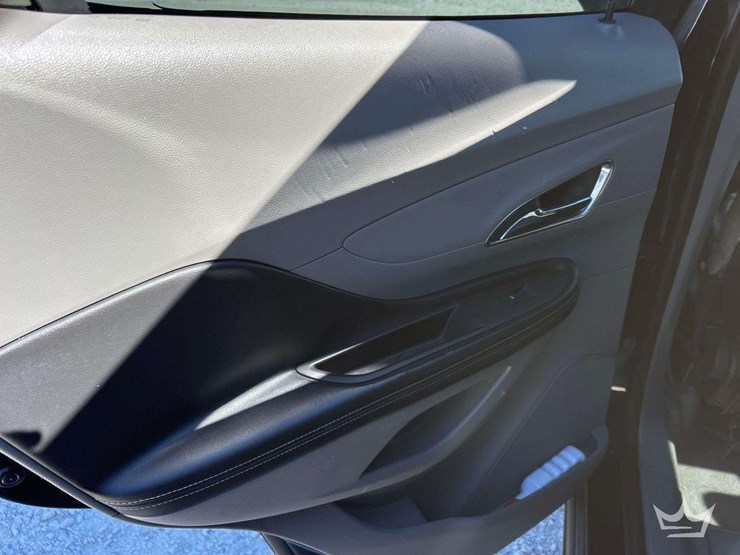 2014-buick-encore-image-24