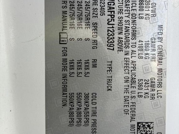 2018-chevrolet-2500-image-18