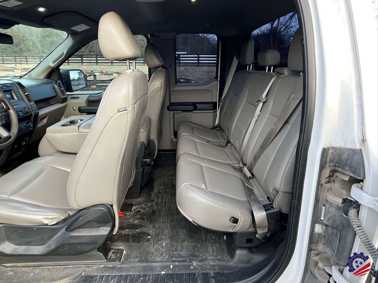 2020-ford-f150-xl-image-54