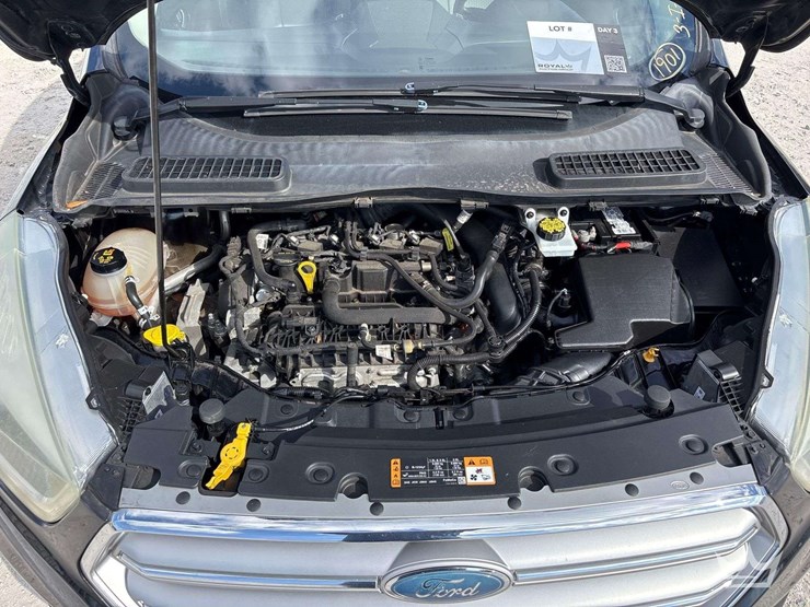 2017-ford-escape-image-8