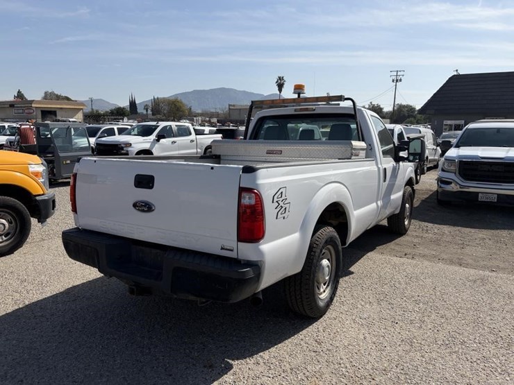 2011-ford-f250-image-3