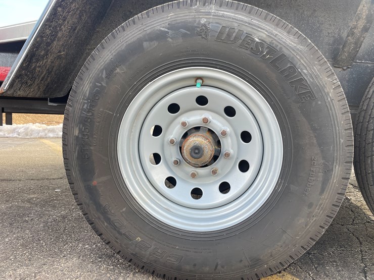 #8551-•-appalachian-trail-tilt-bed-trailer-image-13