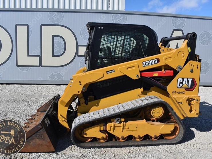 2022-caterpillar-259d3-image-6