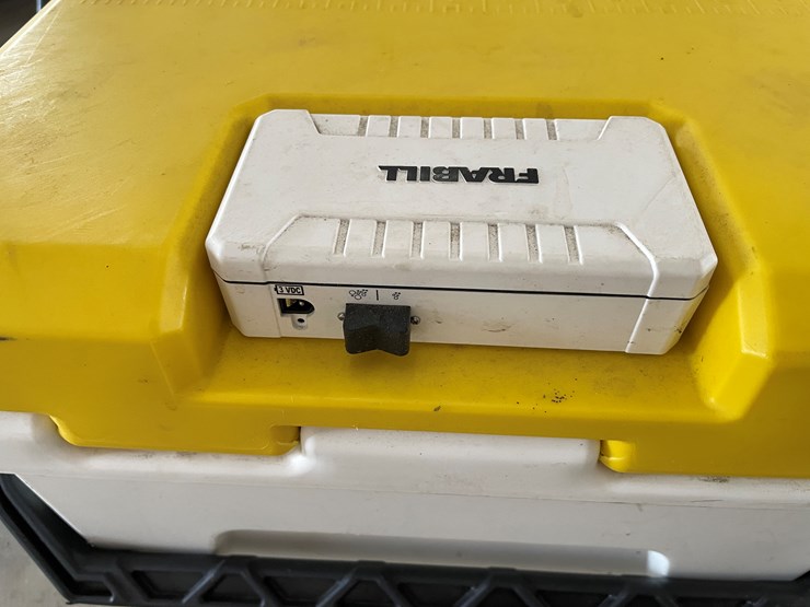 #7630-•-frabill-magnum-bait-station-image-6