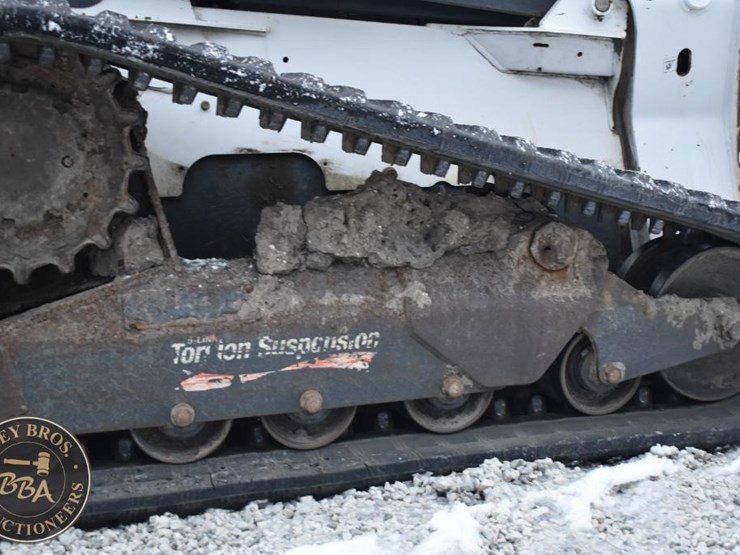 2021-bobcat-t870-image-20