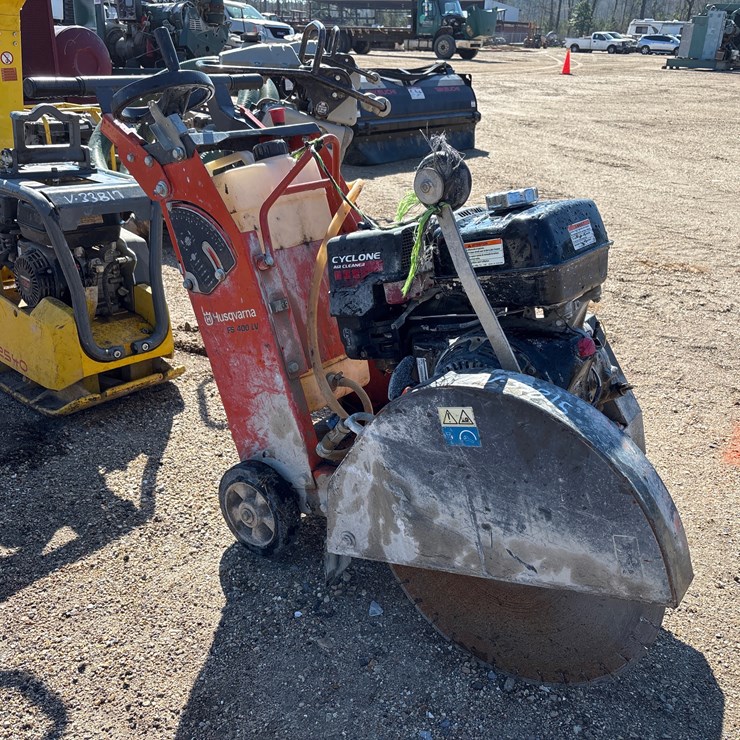 #33815 • HUSQVARNA FB400LV CONCRETE SAW