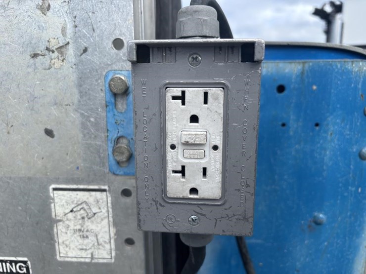 2009-genie-gr20-image-9