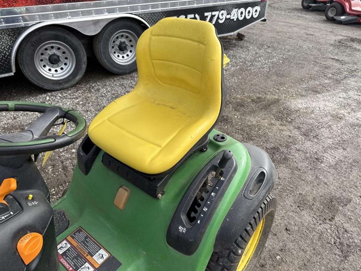 john-deere-190-image-12