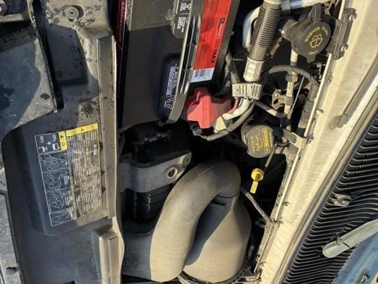 2011-ford-e350-image-7