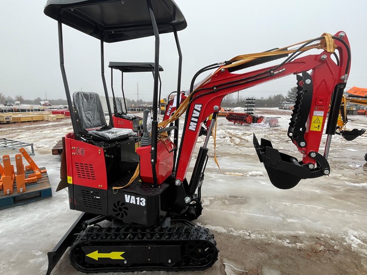 #5405-•-miva-va13-mini-excavator-image-4