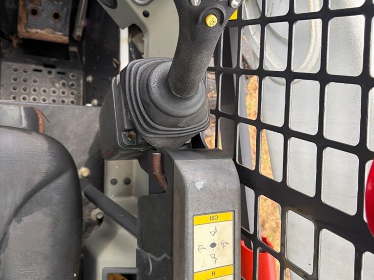 bobcat-s590-image-17