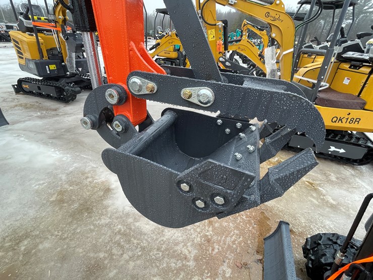 #5403-•-ats-me18-mini-excavator-image-12