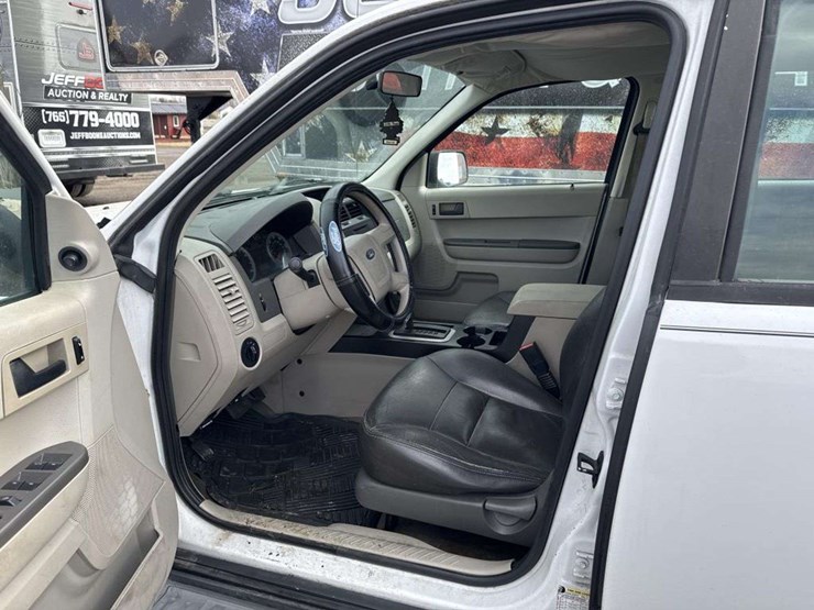 2007-ford-escape-image-13