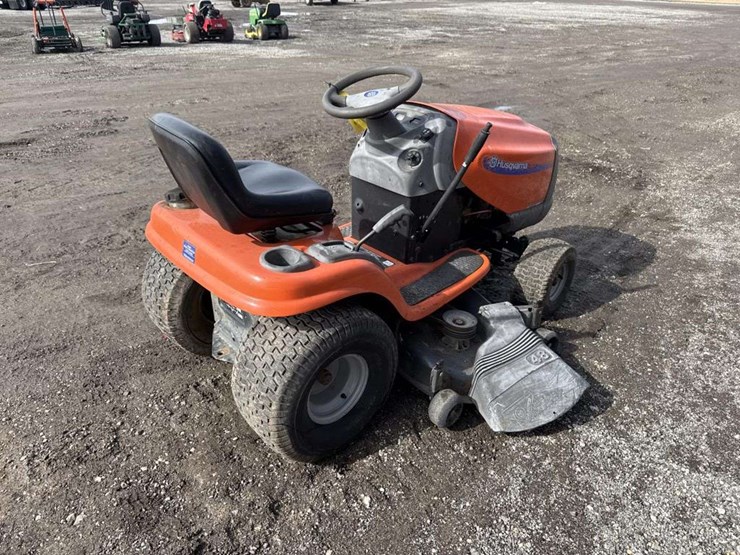 husqvarna-yth2148-image-4