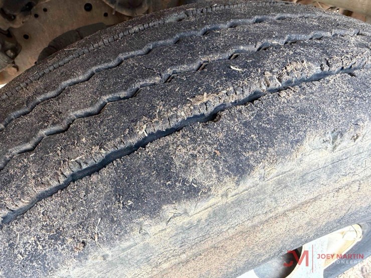 1995-ford-f-series-water-truck-image-6