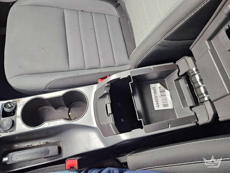 2015-ford-escape-image-27