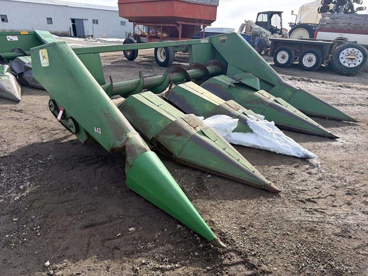 john-deere-443-image-5