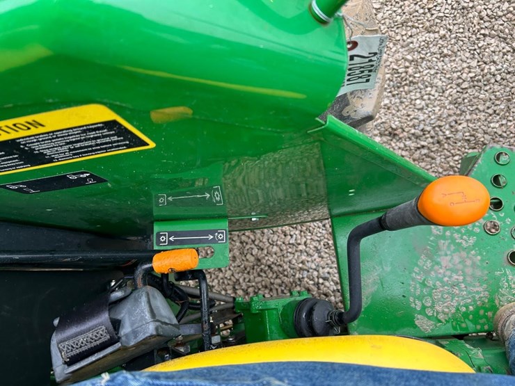 john-deere-5203-image-23