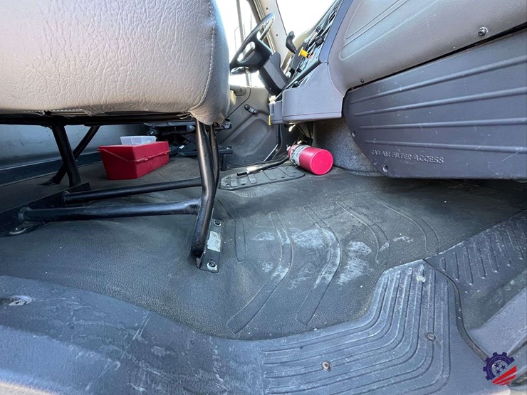 2019-freightliner-m2-s/a-box-truck-image-62