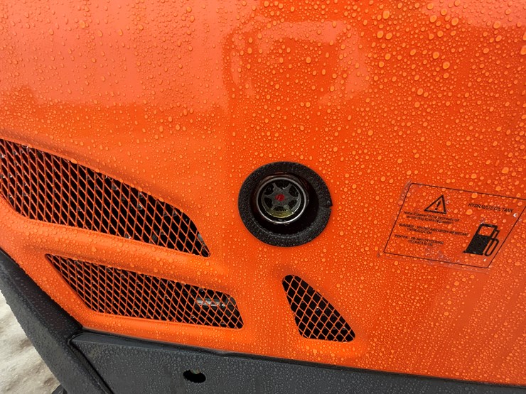 #5402-•-me18-mini-excavator-image-17