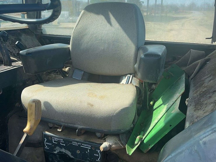 john-deere-4640-image-14