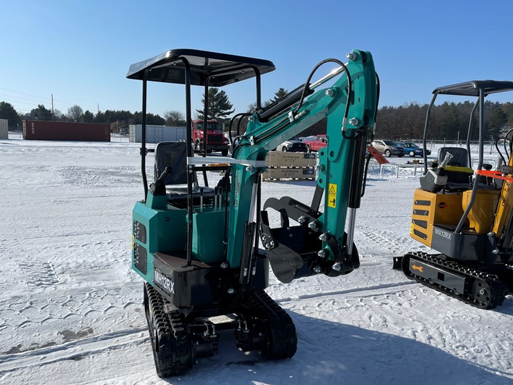 #5370-•-mx50r-mini-excavator-image-2
