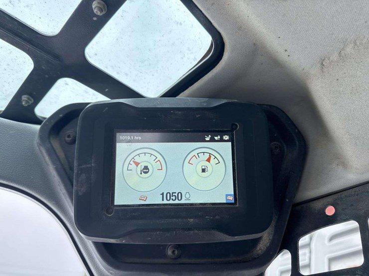 2021-bobcat-s64-image-15