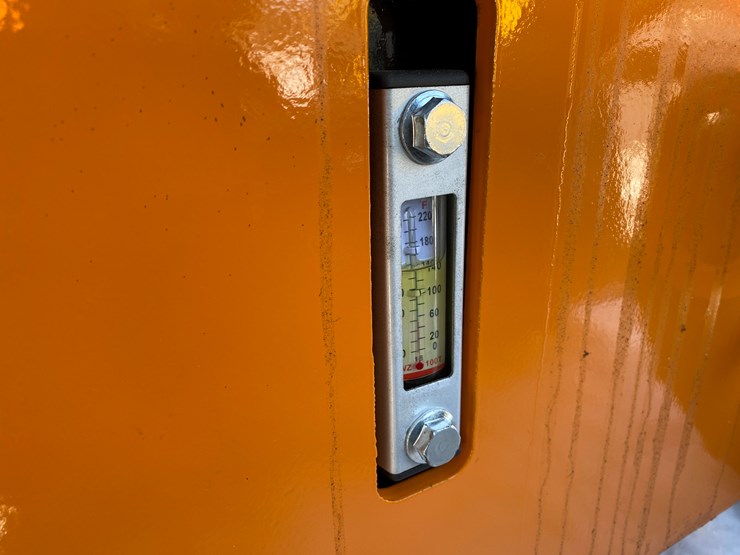 #5318-•-landhonor-mini-skid-steer-loader-image-9