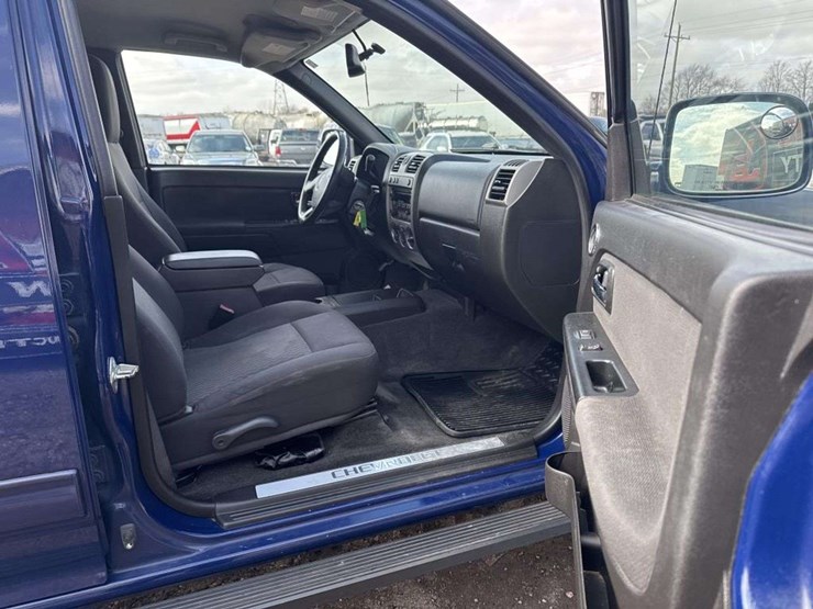 2012-chevrolet-colorado-z71-image-16