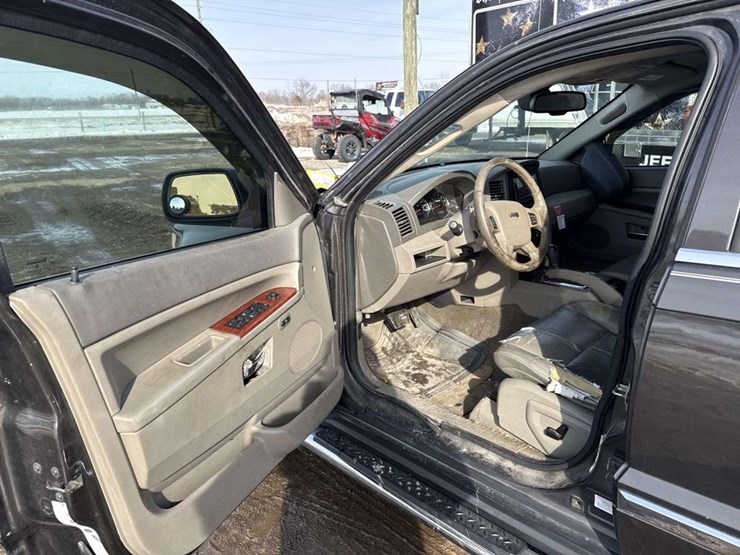 jeep-grand-cherokee-image-12