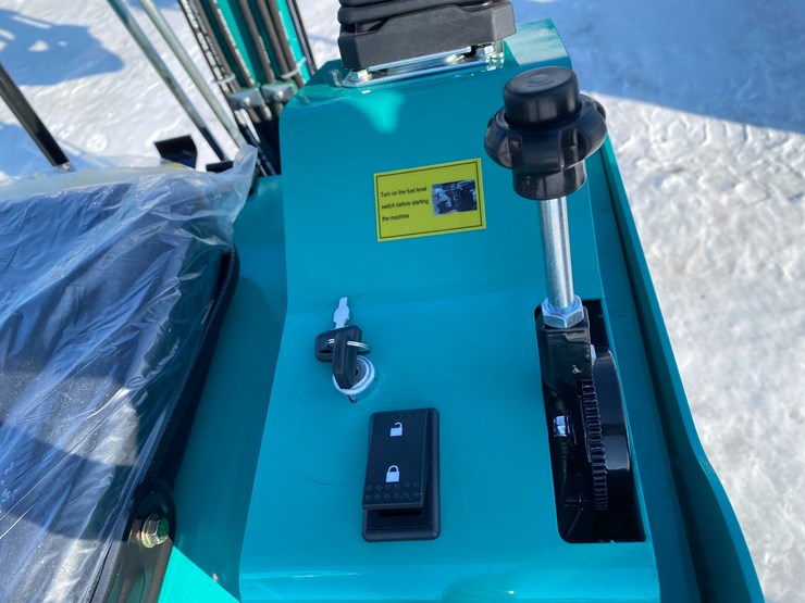 #5355-•-2026-unused-cfg-mini-excavator-image-18