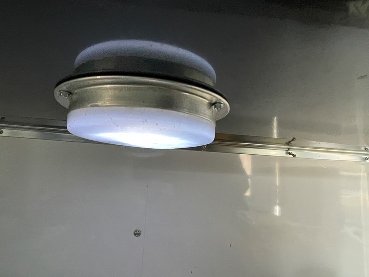 1999-united-expressline-image-40