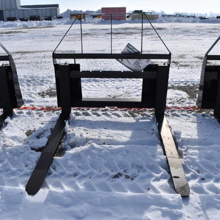 AGT INDUSTRIAL PALLET FORK ATTACHMENT 41849