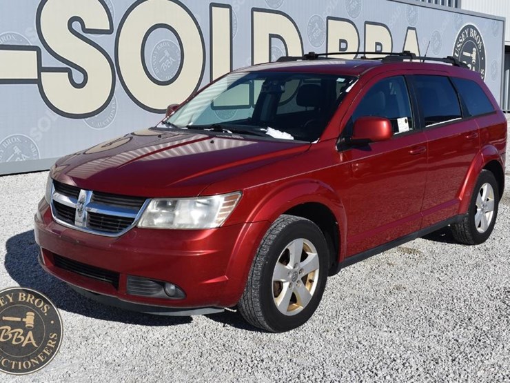 2010-dodge-journey-sxt-image-44