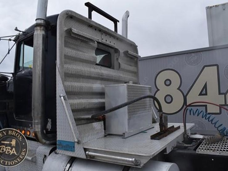 1982-kenworth-w900-image-13