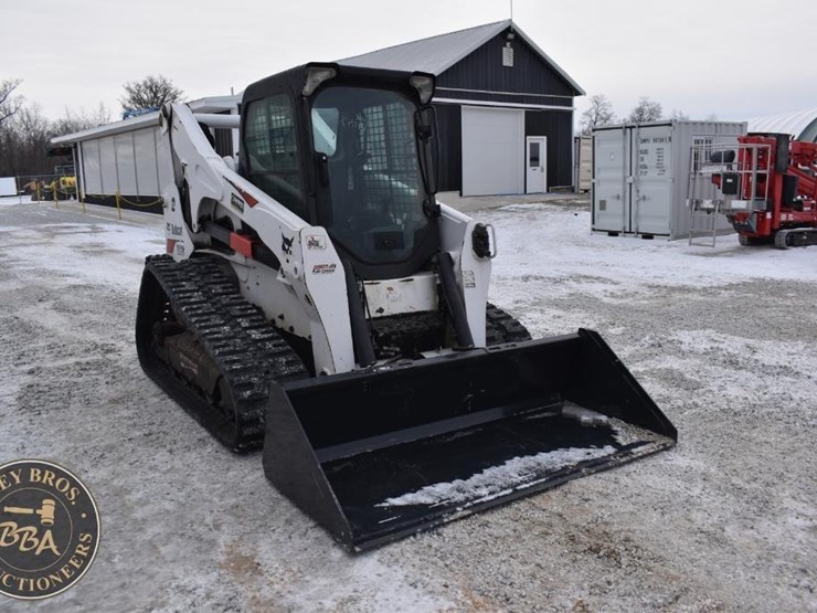 2021-bobcat-t870-image-67