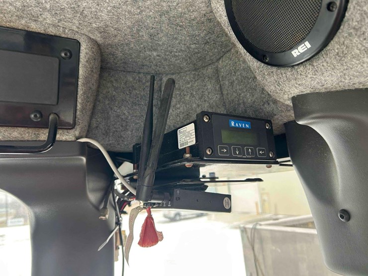 2016-ag-chem-tg7300b-image-60