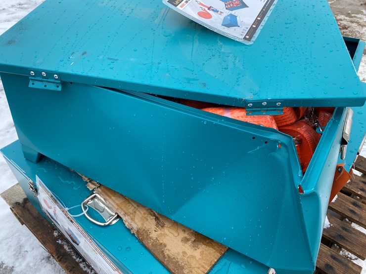 #8110-•-ratchet-tie-down-&-flat-pack-tool-box-image-7