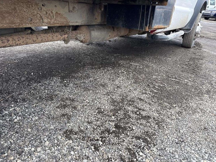 2013-ford-f450-image-17