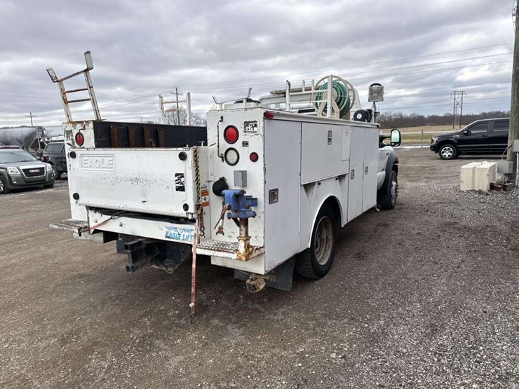 2007-ford-f550-image-5