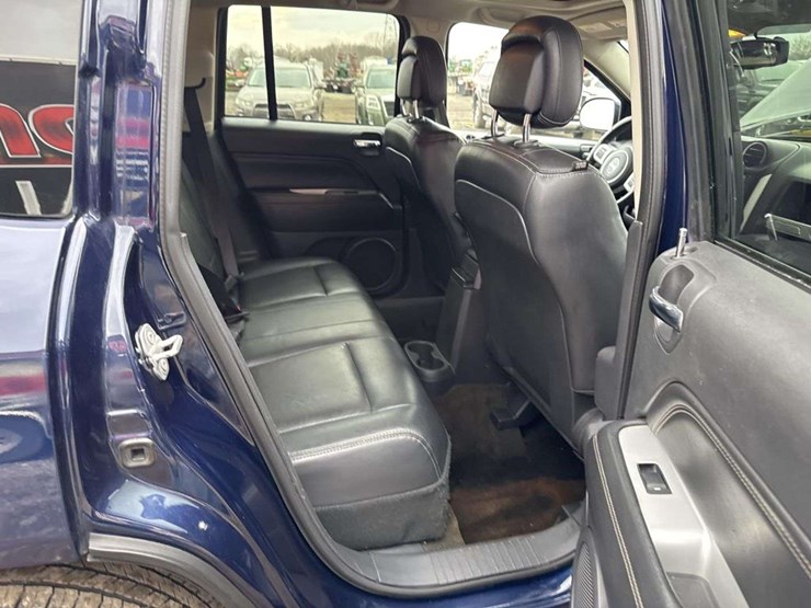 2016-jeep-compass-image-18