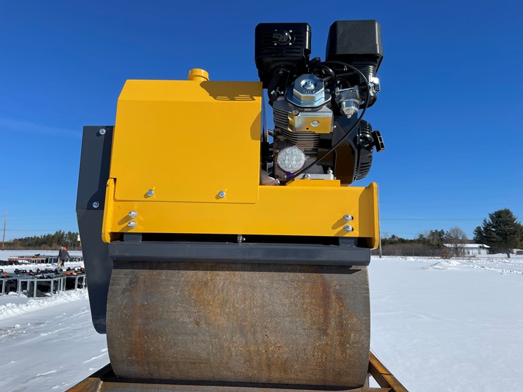 #5409-•-mms-850-ride-on-road-roller-image-3