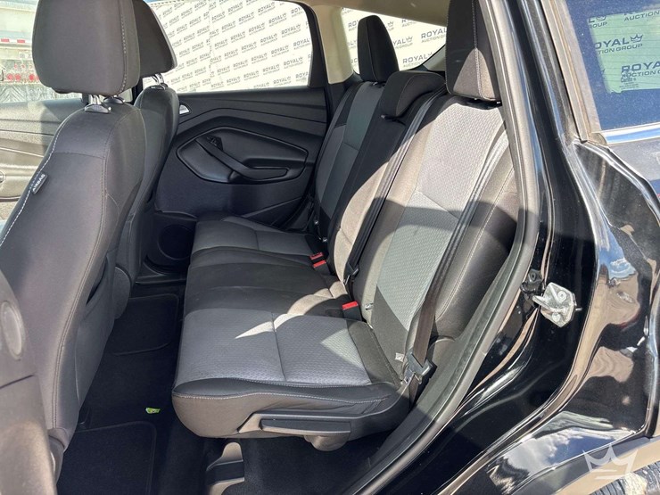 2017-ford-escape-image-25