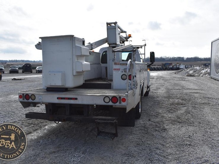 2008-gmc-topkick-c5500-image-10