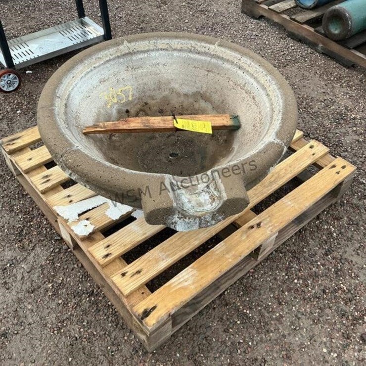 CONCRETE FOUNTAIN BOWL