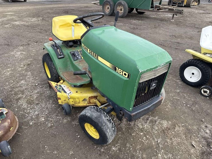 john-deere-160-image-4